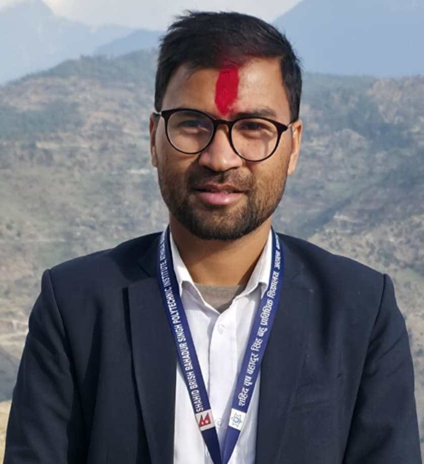 इ.विनोद  भण्डारी